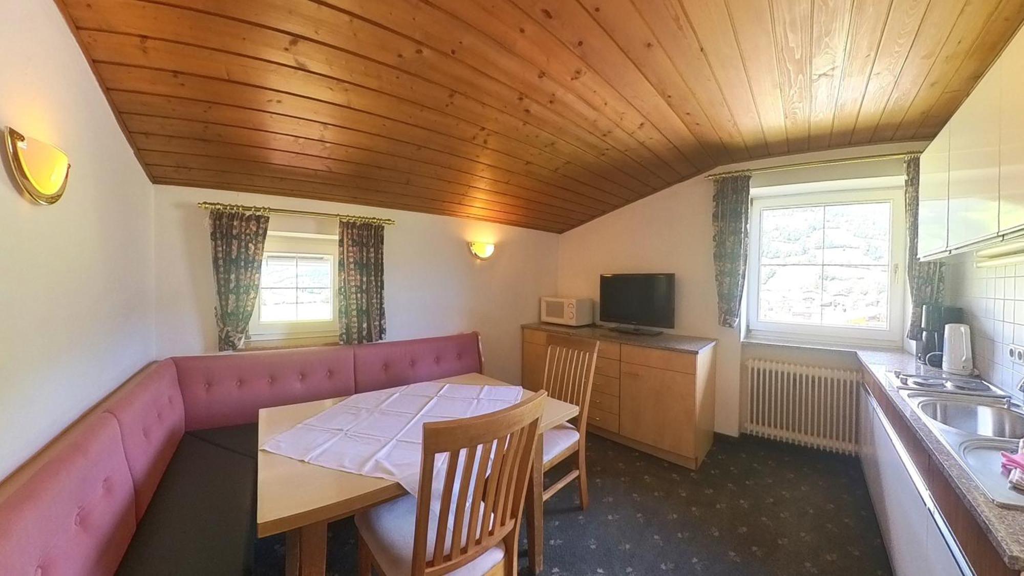 בריקסן אים טהלה Das Christine Appartement מראה חיצוני תמונה